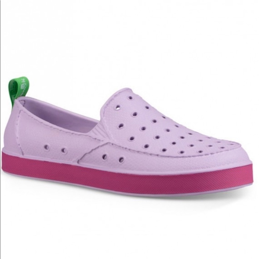 Sanuk Lil Walker in Lavender/Cactus Flower